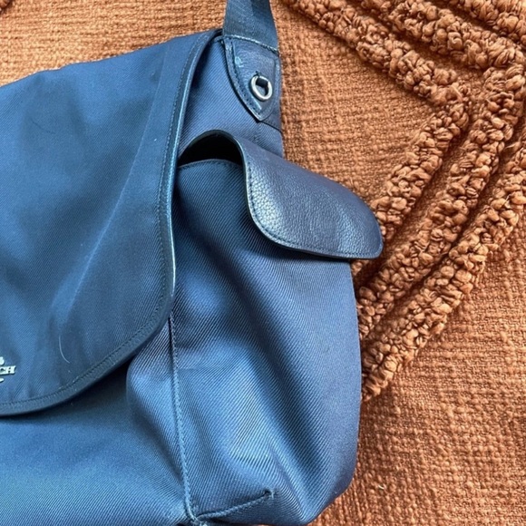 Coach Baby Messenger Diaper Bag (Navy) Large Nylon Crossbody Shoulder Diaper Bag - Picture 7 of 9